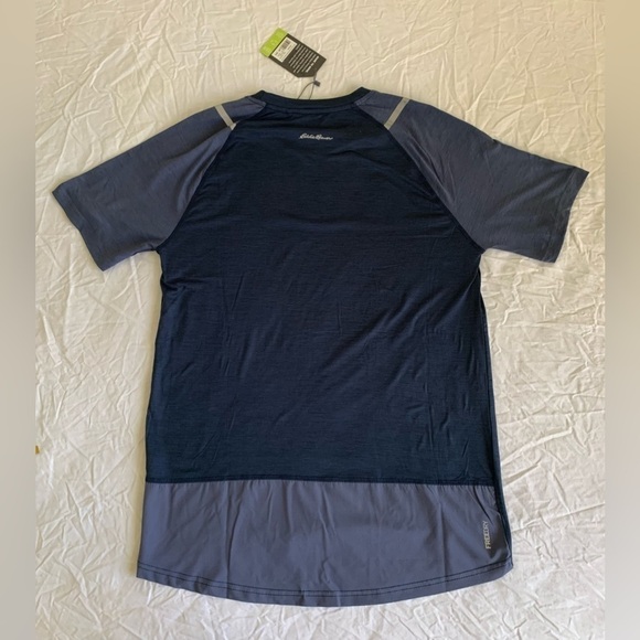 Eddie Bauer Men’s Motion Crew Knit - Picture 11 of 15